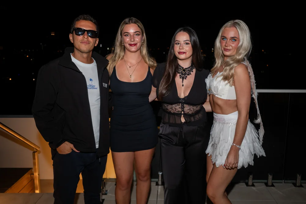 Halloween Party at Bounce Surfers — photograph 19