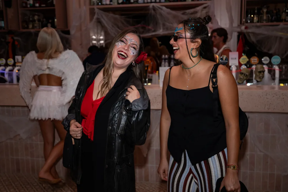 Halloween Party at Bounce Surfers — photograph 37