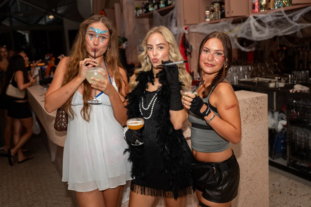 Halloween Party at Bounce Surfers — photograph 47
